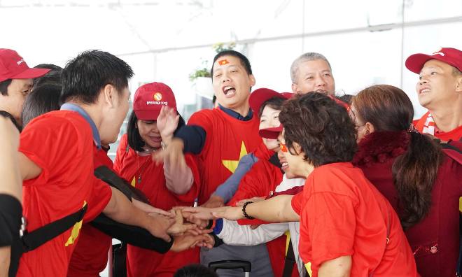 'Trống giong cờ mở' lên đường sang Trung Quốc cổ vũ đội tuyển U23 Việt Nam ảnh 5